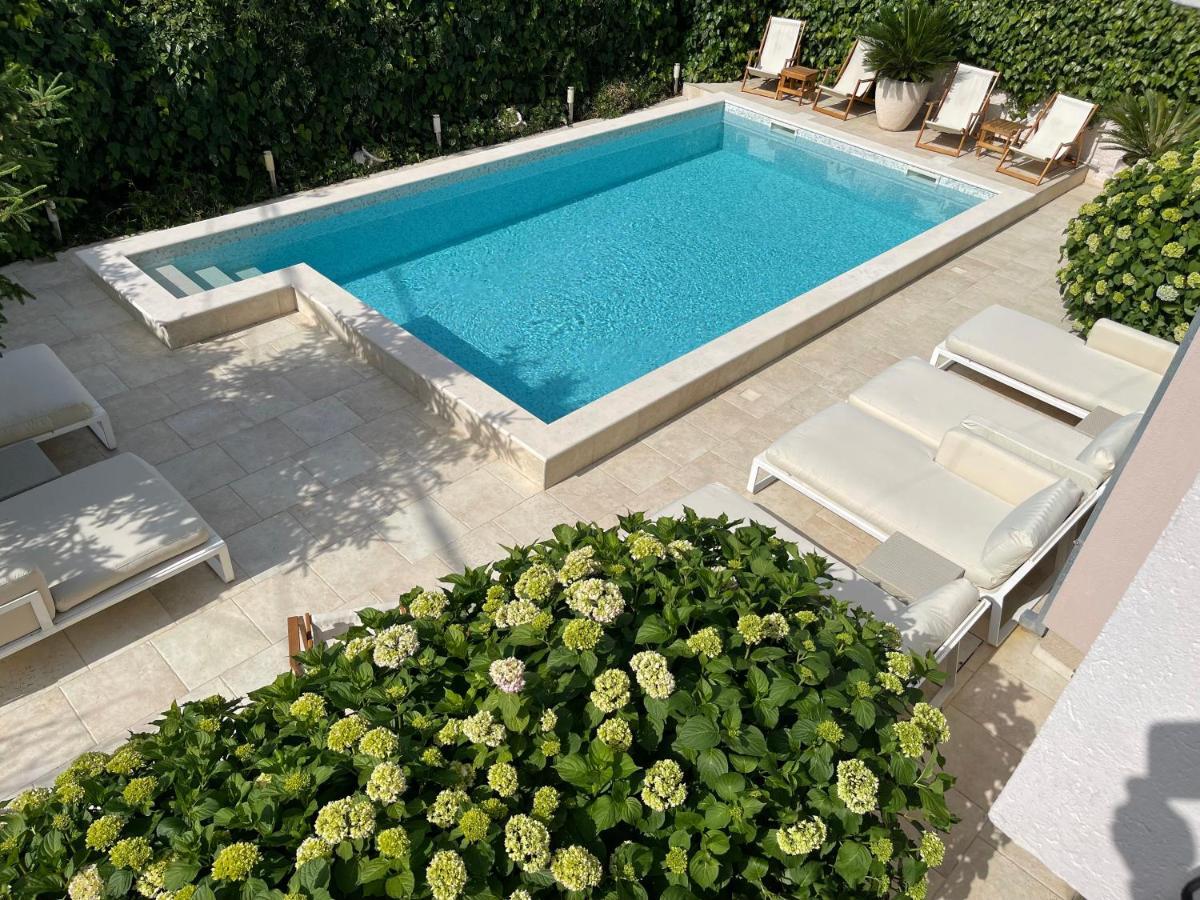 Apartments Pean Tivat Luaran gambar