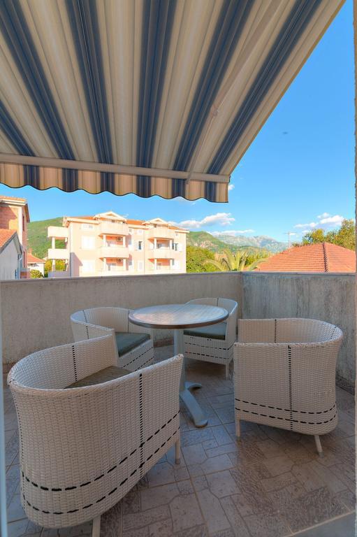 Apartments Pean Tivat Bilik gambar