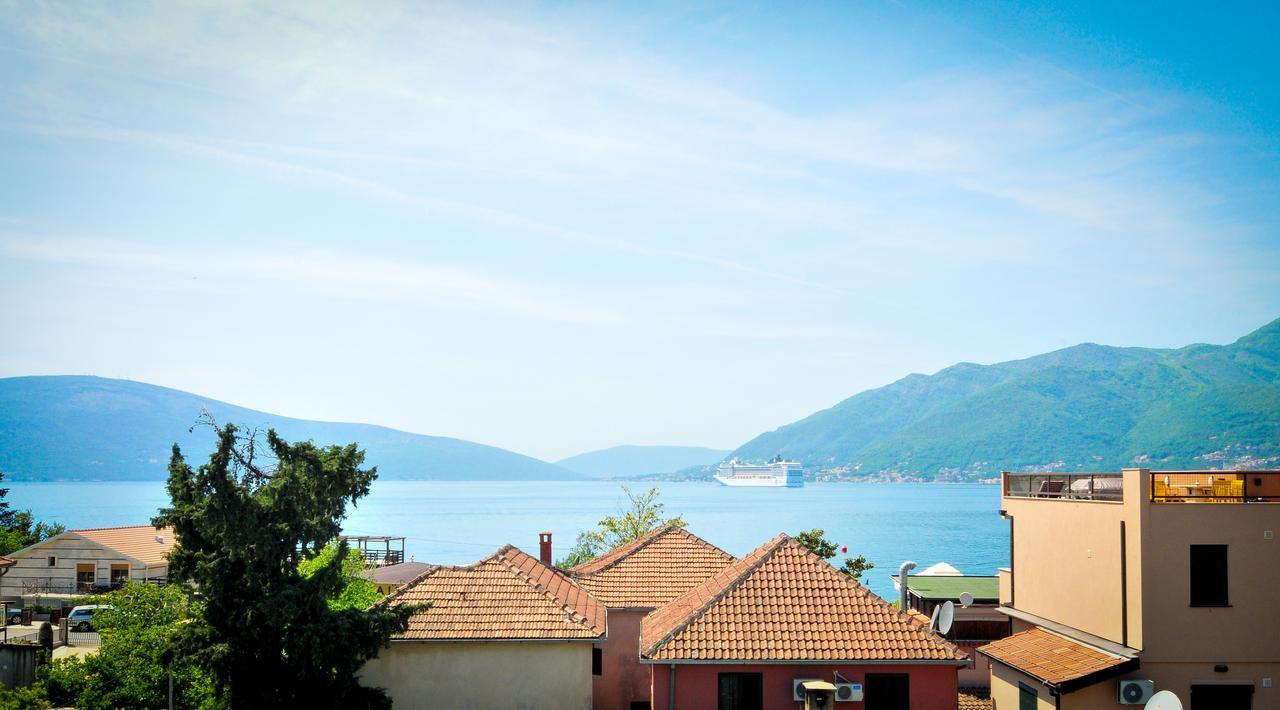 Apartments Pean Tivat Luaran gambar