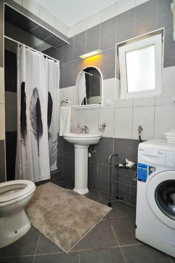 Apartments Pean Tivat Luaran gambar