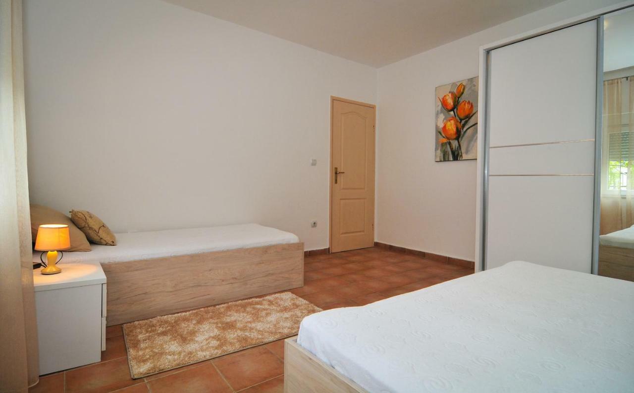 Apartments Pean Tivat Luaran gambar