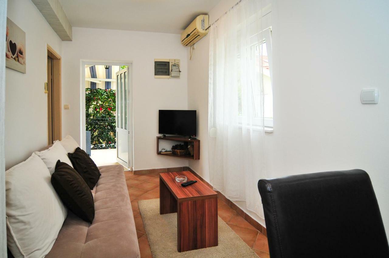 Apartments Pean Tivat Luaran gambar
