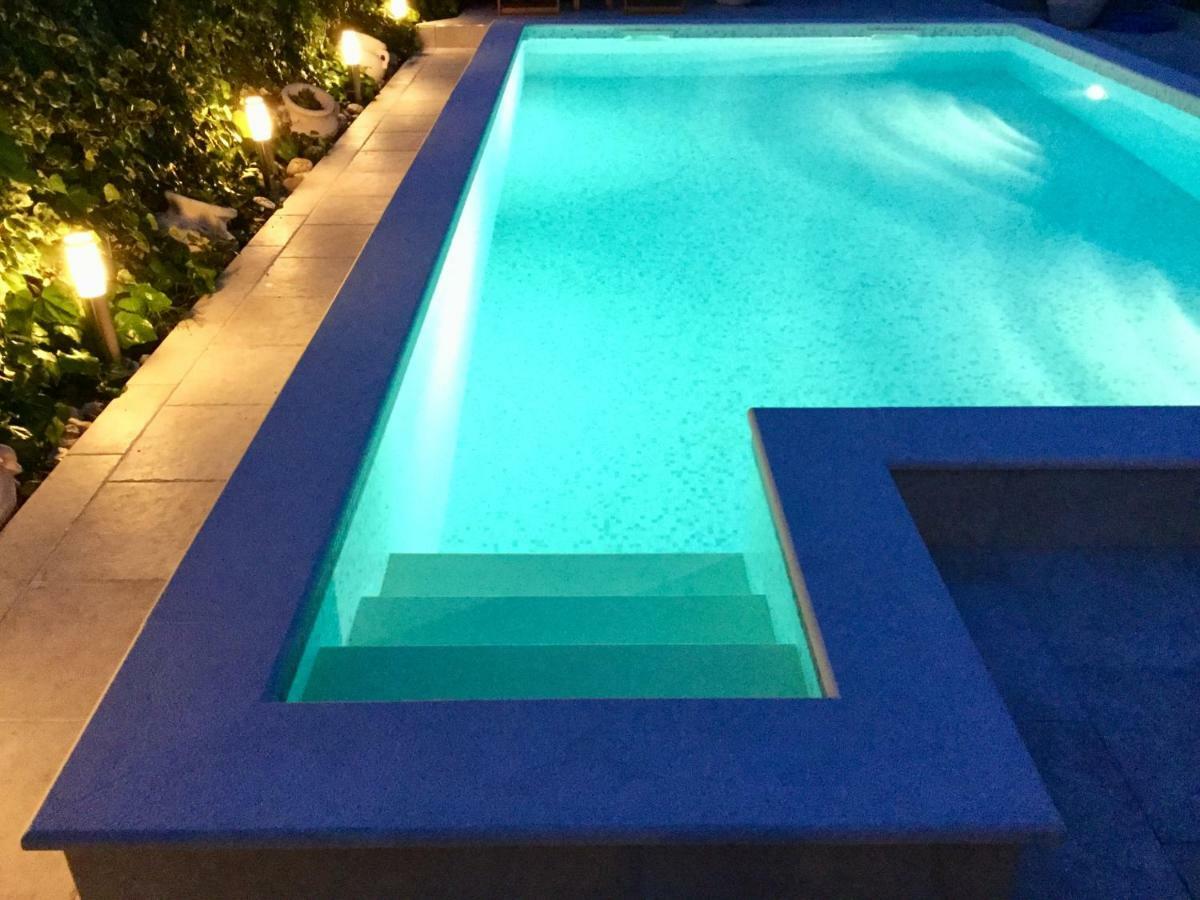 Apartments Pean Tivat Luaran gambar